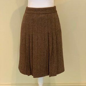 Pleated lined skirt